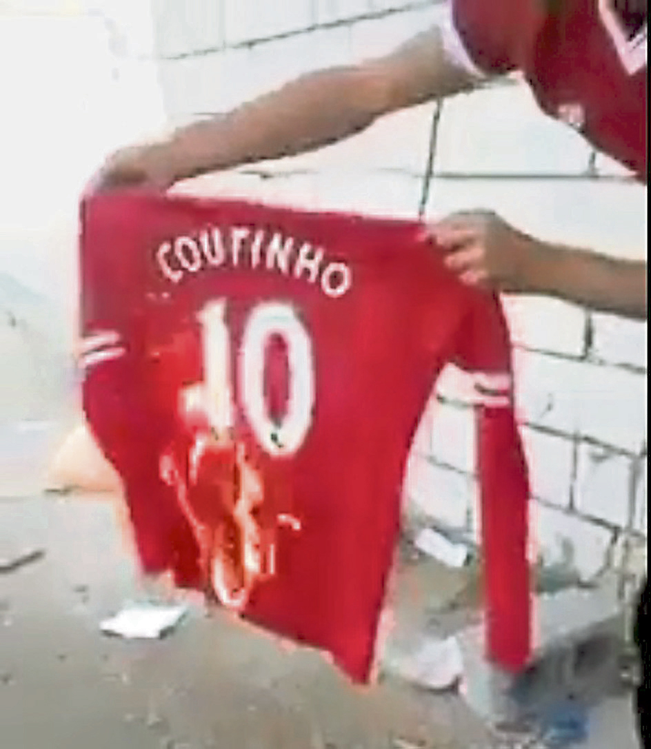 coutinho-shirt