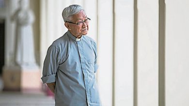 Photo of 憂主教任命權 陳日君面見教宗陳情