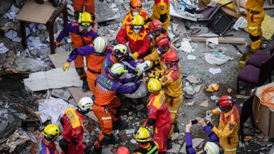 Photo of 花蓮地震至少12死 續搜失蹤中國一家五口