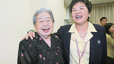 Photo of 黃燕燕母 周美芬父同日辭世 石瑞琴享嵩壽100歲