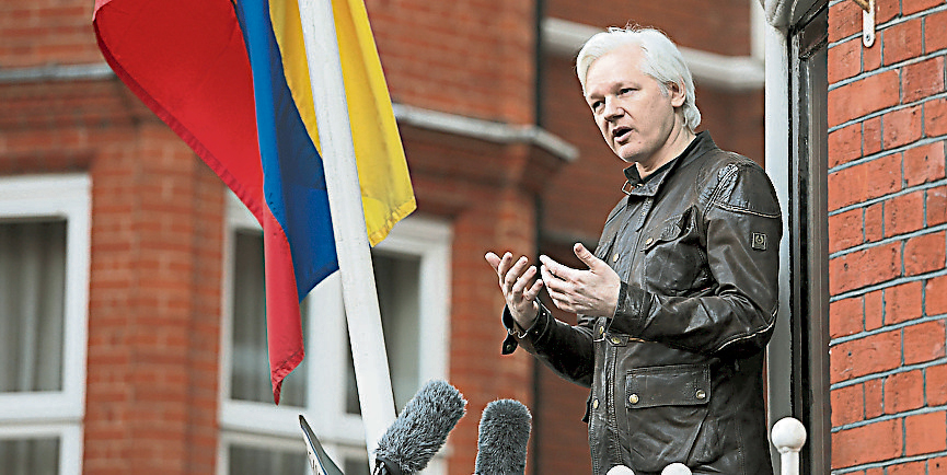 111417_assange-1510682205