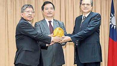 Photo of 接任陸委會主委  陳明通冀兩岸和平
