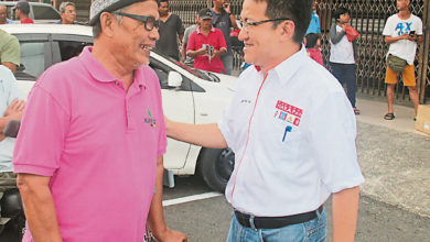 Photo of 低調訪亞依淡甘榜選民 劉鎮東力爭馬來票