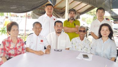 Photo of 陳楚江父女發出師表  秋霜：選民應拒換區議員