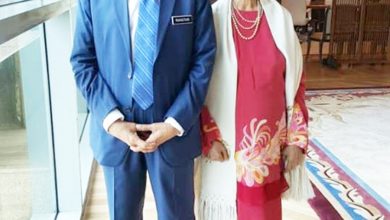 Photo of 別再送我們禮物了 首相夫人：行善更有意義