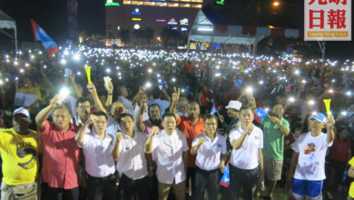 Photo of 希盟太平洗衣坊集會 上萬民眾雨中聽演講