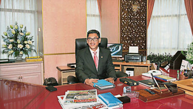 Photo of 希盟霹州新任大臣 阿末法依沙打卡上班