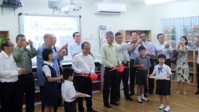 Photo of 【漢民小學圖書館開幕】 朱仲嘉：時刻自我提升 教師應融合科技教學