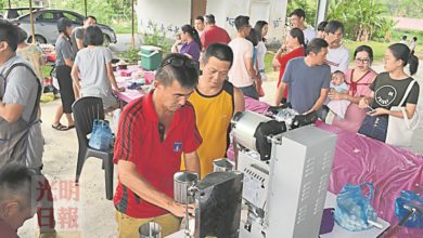 Photo of 【加拉岸開明小學義賣會】 叻沙炸雞咖啡熱賣 戴國平出錢出力