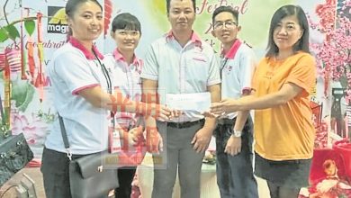 Photo of 糕糕在善等單位慶中秋 5000元捐組織及5病黎