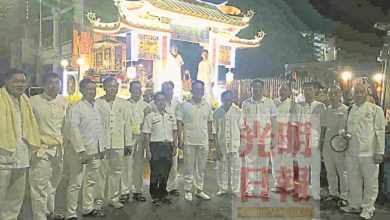 Photo of 二條路斗母宮 18乩童過針護送