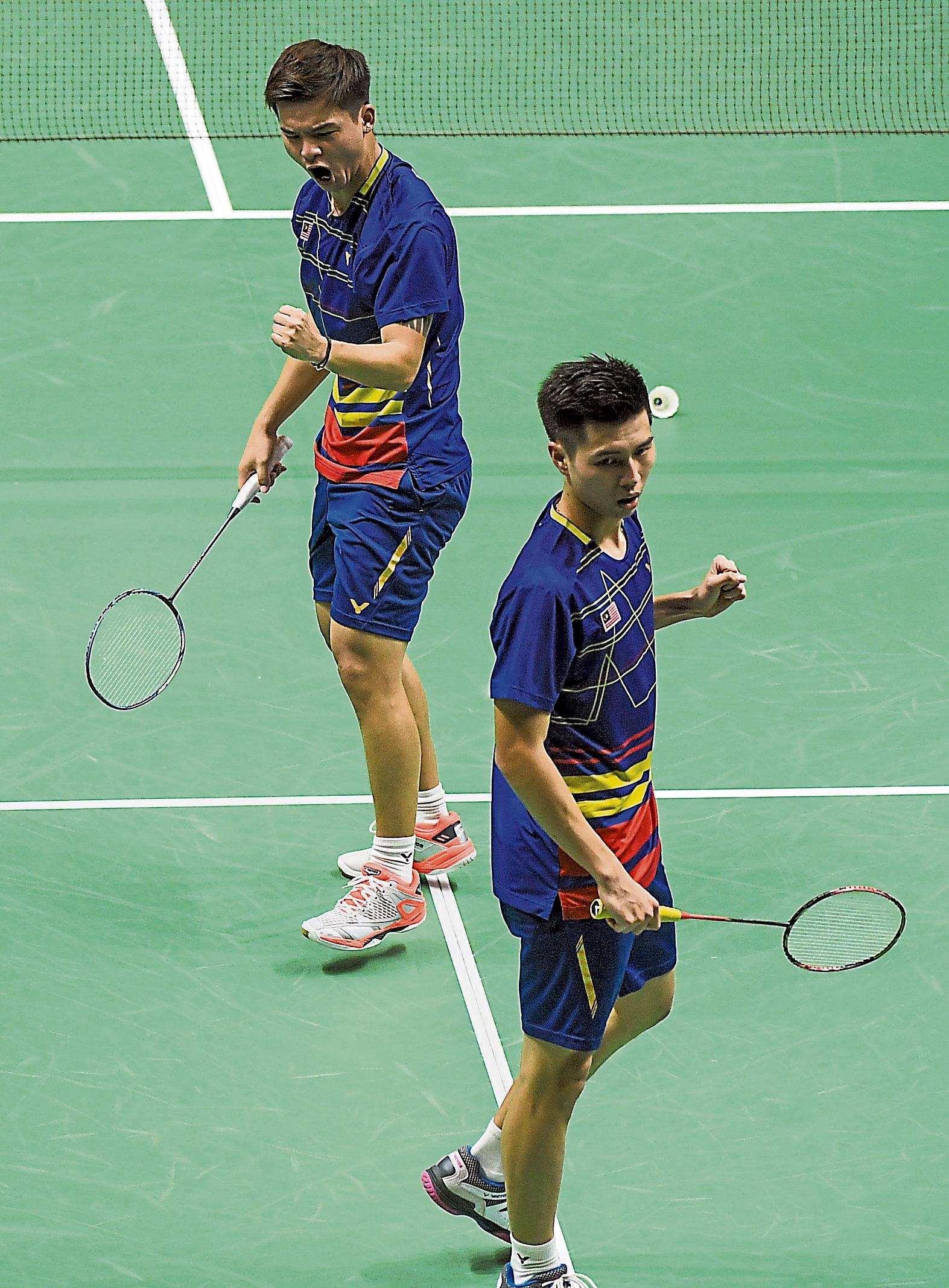 082517-AG10_250818_BADMINTON