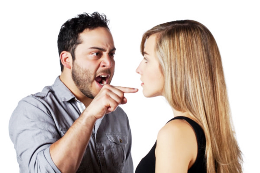 65711-man-and-woman-fighting-