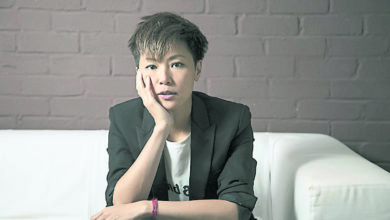 Photo of 不爲打壓落淚 何韻詩心痛“香港，辛苦了”