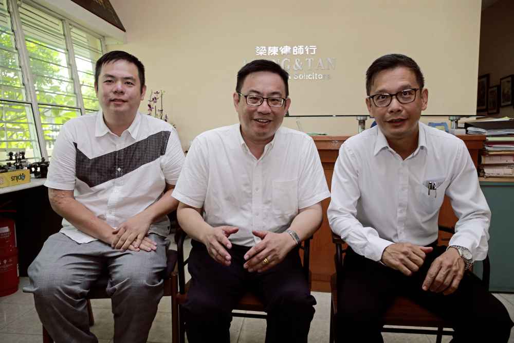 梁卓经和廖泰义辞退行动党州委之职(8996545)-20190911182724