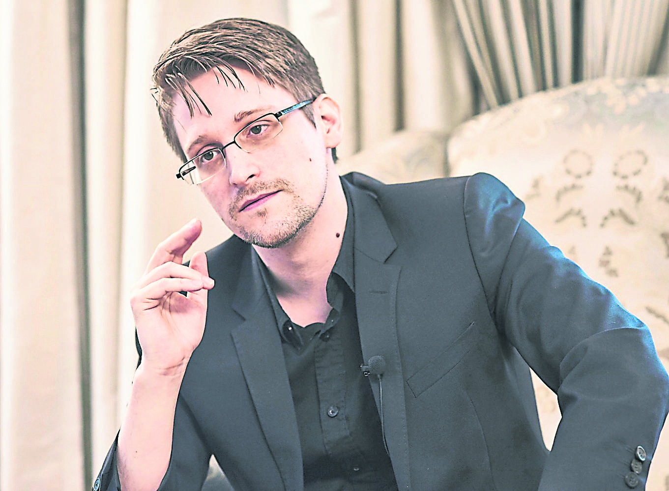 PINedward-snowden