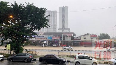Photo of 檳島1小時大雨 峇央峇魯積水塞車