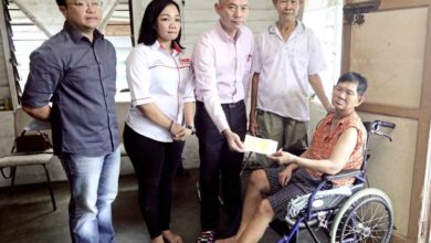 Photo of 老翁憂死後無人照顧她 盼慈善機構收留癱妻