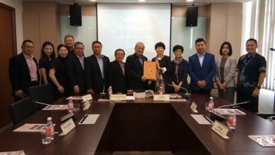Photo of 吴添泉:提供资源法律协助 华总可充马中商机平台