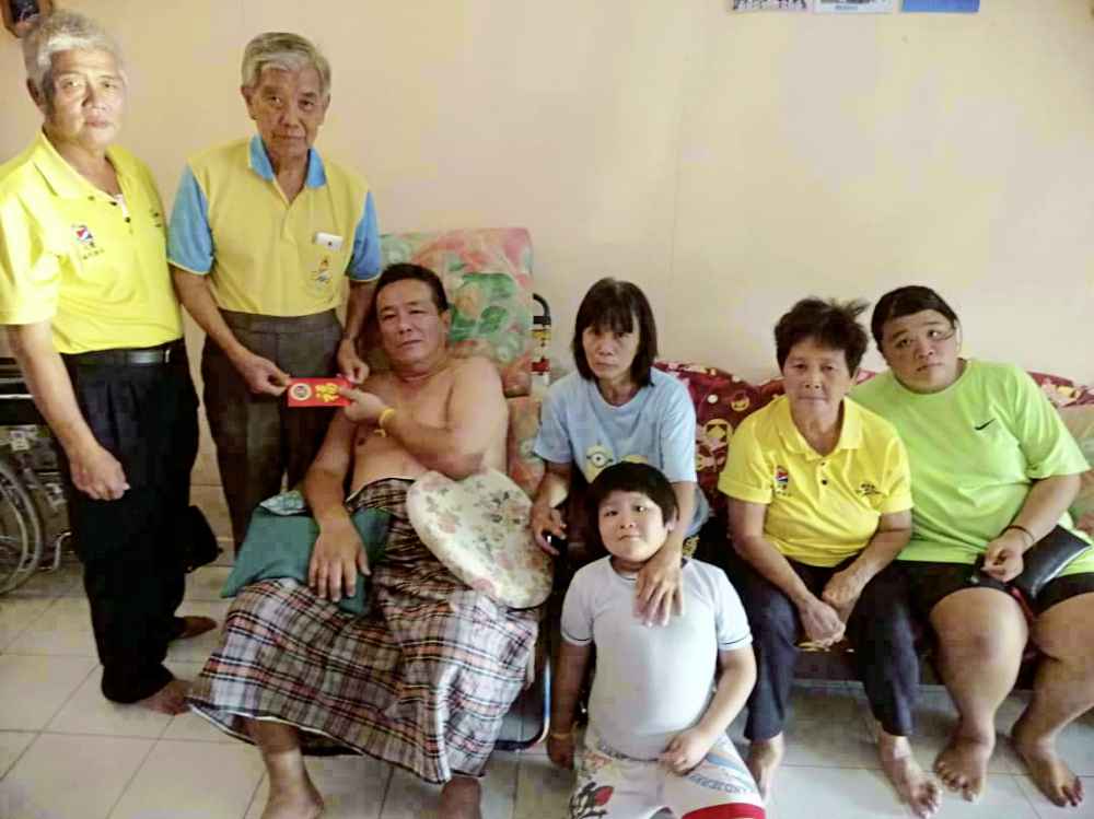 华裔男患上大肠癌，获森关爱福利协会捐10(9907289)-20191004154755