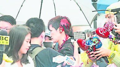 Photo of 何韻詩遭淋油 台再拘7人