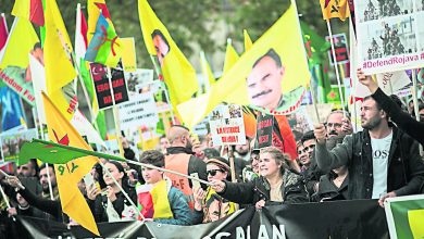Photo of 抗議土耳其攻打庫族武裝 歐美多地庫爾德人示威