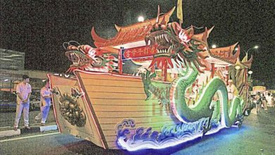 Photo of 【九皇爺回鑾】吉打斗母宮立體巨龍亮眼 漁船小丑吸睛