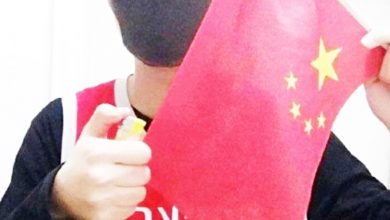 Photo of 【火箭隊總經理挺港風波】 作勢燒五星旗：共存亡 中國火箭球迷被捕