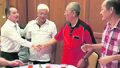 Photo of 黃瑞林牽線各華團收集文獻 盼出版適耕莊史書