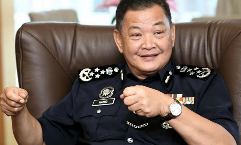 【丘光耀漫畫風波】漫畫作家錄供 警將再傳召涉案者 | 國內 | 2019-10-19 – 光明日报