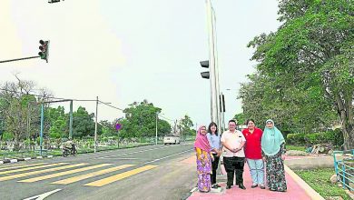 Photo of 峇吉里路宗教學校前 設人行道交通燈了