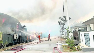Photo of 大火燬家具廠貨倉 肇火原因損失待查