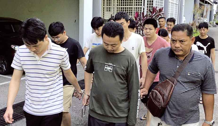 中国籍男女被控住家公开赌博及欺骗(12143170)-20191205170954