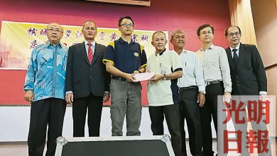 Photo of 浮羅江夏堂黃氏宗祠週年慶 千元移交大同建校金