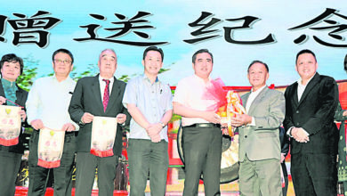 Photo of 綜合禮堂和圖書館基金 財長撥振華二校20萬