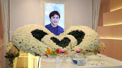 Photo of 馬演藝公會前會長高山病逝 親友藝人赴靈堂弔唁
