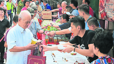 Photo of 茨廠街鳳凰餅家派湯圓 讓民感染佳節溫暖