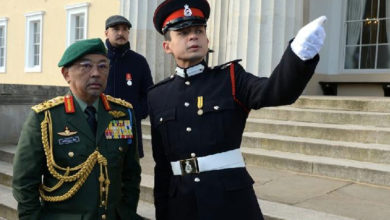 Photo of 重返英皇家軍事學院 元首出席兒子畢業禮