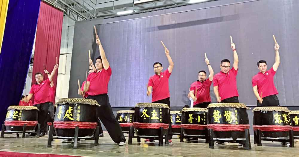 国：新闻：出席华小新春庆祝活动，阿克玛表(1464281)-20200121180905