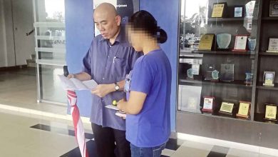 Photo of “警方”籲匯款解決案件 女小販被電話詐騙10萬