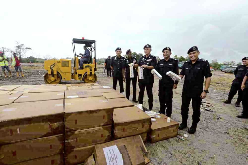 全国：警方销毁2828箱值1700万令吉(1464926)-20200121174243