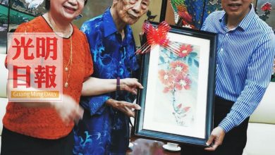 Photo of 檳水墨畫協會 向魯世巍拜早年