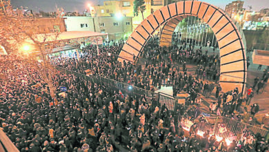 Photo of 抗議政府瞞騙擊落客機 伊朗示威嗆哈梅內伊下台