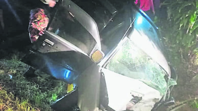 Photo of 轎車失控撞溝渠 女乘客傷重亡
