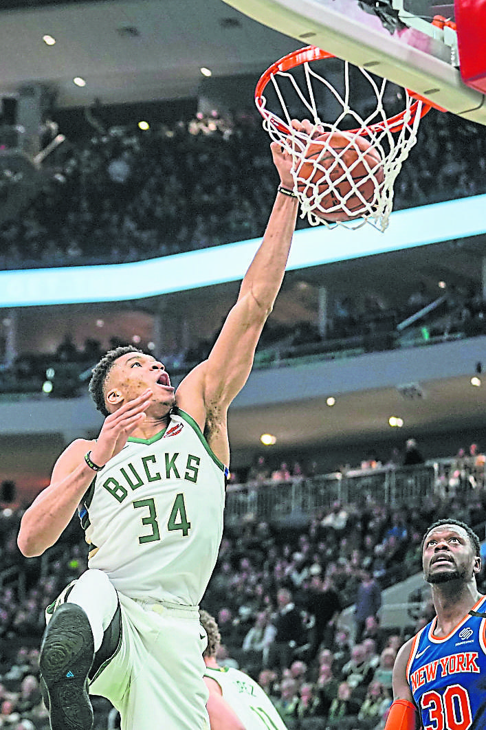 Knicks Bucks Basketb(1216087)-20200115143021
