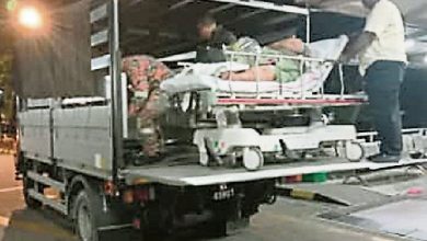 Photo of 救護車無法負荷 求助消拯局 200公斤病人由羅里送院