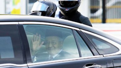 Photo of 元首接受辭呈  委敦馬出任過渡首相