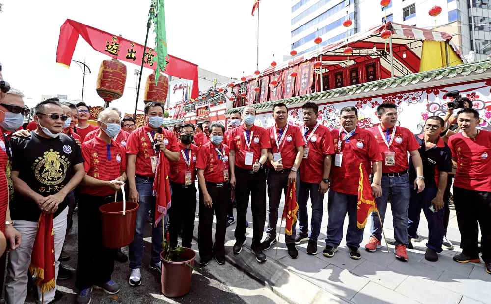 全国：新闻：柔佛古庙游神前奏，洗街辟邪除(2259860)-20200212162942