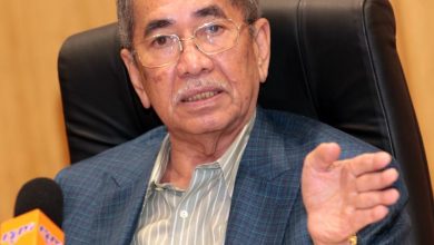 Photo of 砂首长與砂國會議員閉門會議 旺朱乃迪挺敦馬續任相