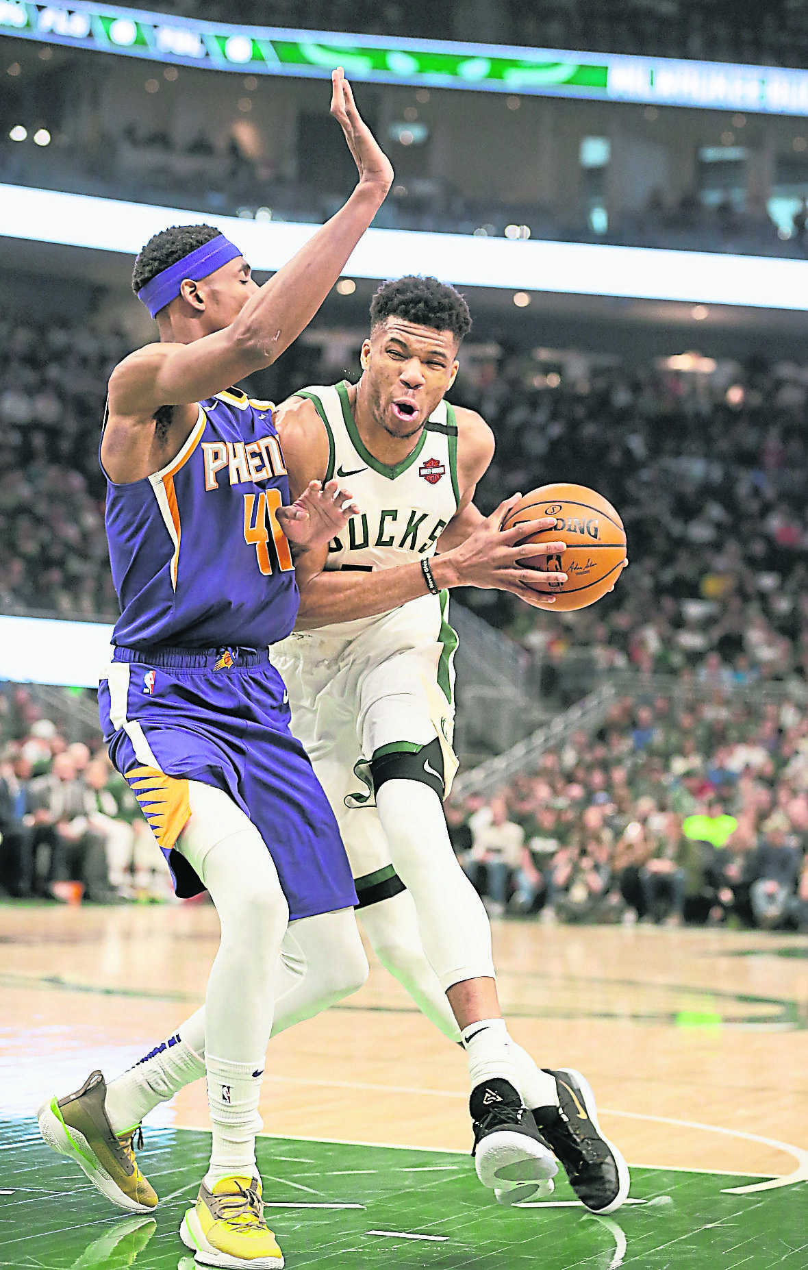 Suns Bucks Basketbal(1905931)-20200203131006